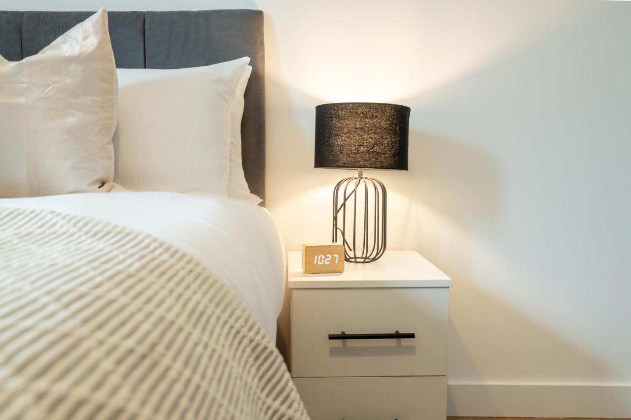 Luxe Apartments Bracknell Near Ascot, Legoland, Windsor, Lexicon - Free Parking & Gym Exterior foto